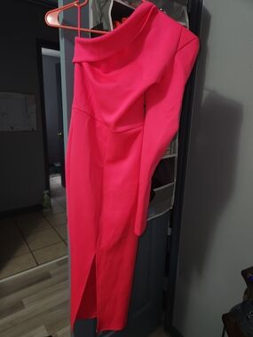 One-Shoulder Hot Pink Midi Dress